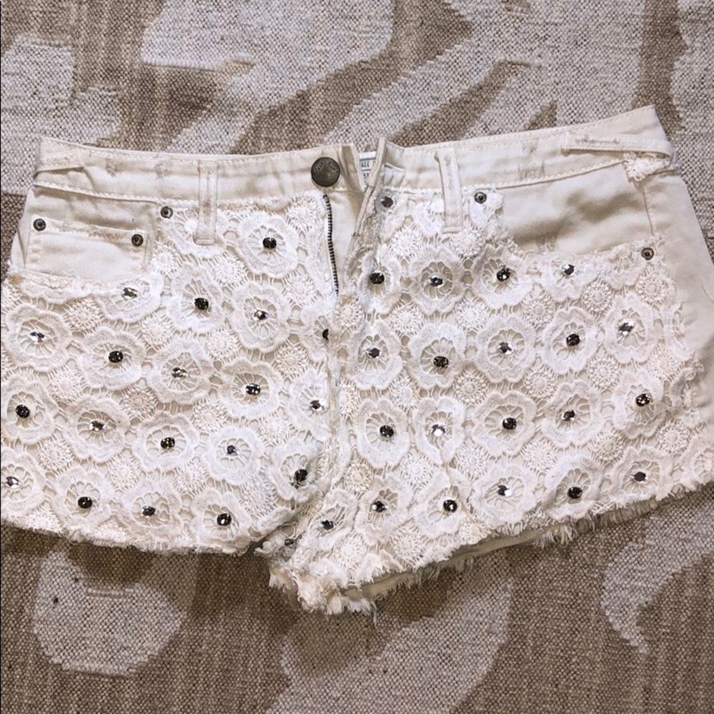 Free people short